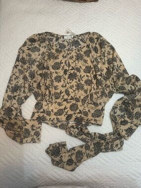 Lush Beige Floral Tie-Waist Long Sleeve Blouse